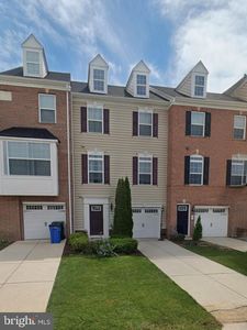 Property at 919 Magnolia Blossom Ct, Sykesville, MD