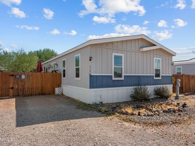 512 W Claessens Drive