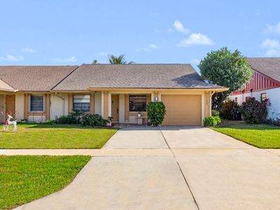Property at 11927 Suellen Circle, Wellington, FL