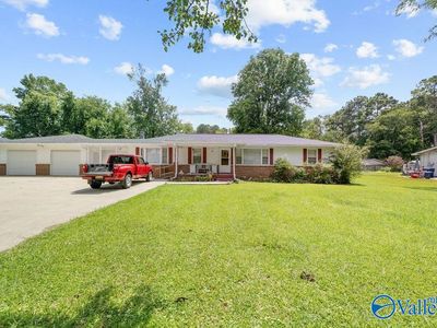 319 Pickens St