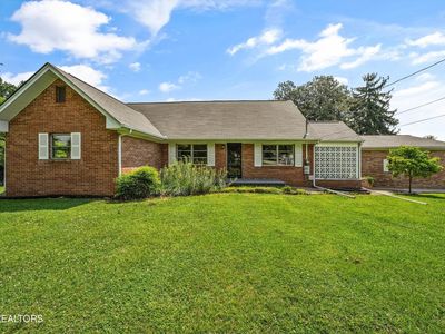 8124 Bell Rd