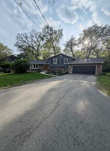 Property at 1211 Timberlane Dr, Sterling, IL