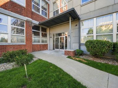 120 Holmes St Unit 318