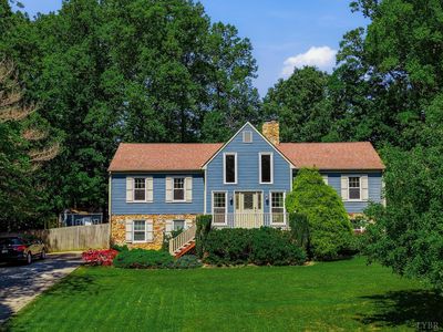 201 Cambridge Dr