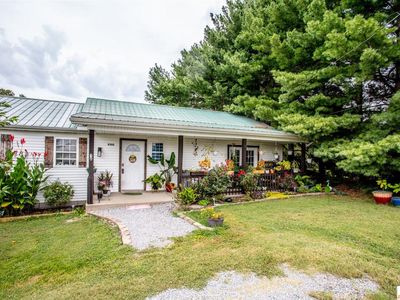 9300 Russell Springs Rd