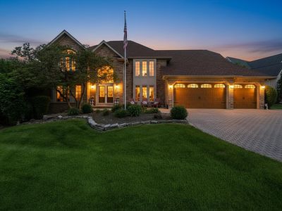 8701 Lake Ridge Dr