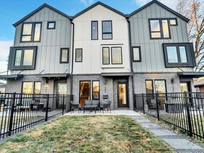 1403 Yates Street