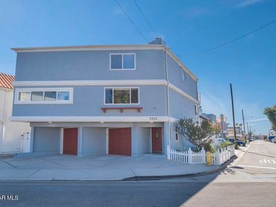 2825 Panama Dr