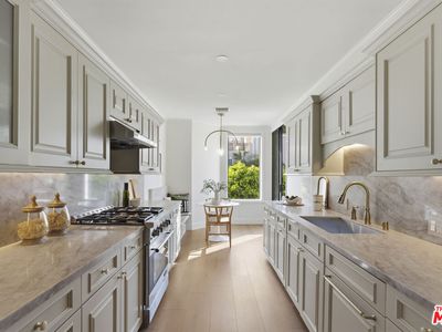 11808 Dorothy St APT 206
