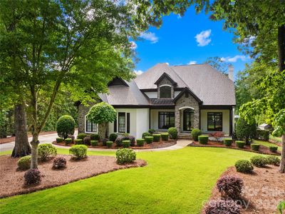 162 Dedham Loop