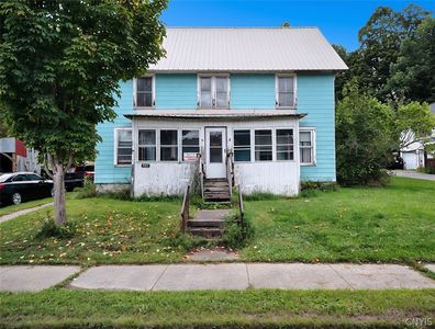 483 Main St