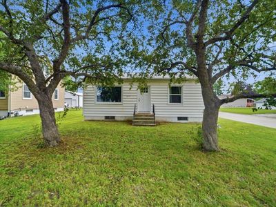 Property at 602 E End Ave, Evansdale, IA
