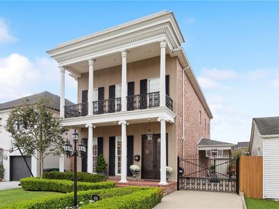 416 Metairie Lawn Dr