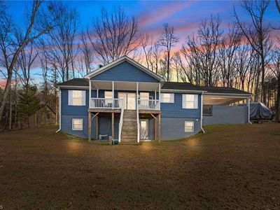 58 Lakefront Rd