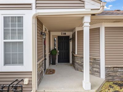 738 Woodewind Dr UNIT 738