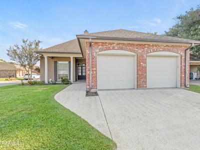 111 Imperial Palm Ln