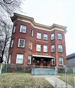 186 Benton Street