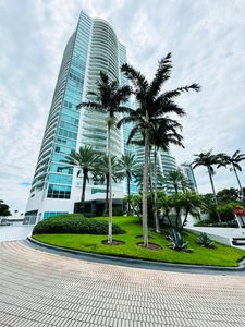 2101 Brickell Avenue #801