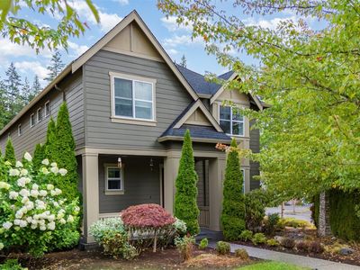 10269 Eastridge Drive NE