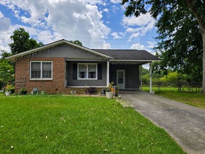 223 Meadowridge Dr
