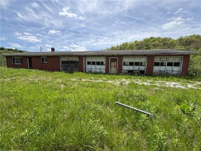 5479 Route 422 Hwy W