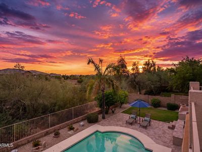 6025 E SMOKEHOUSE Trail