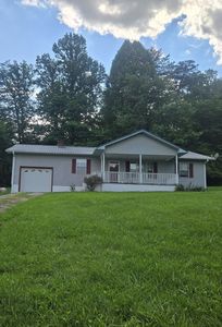 193 W Lee Dr