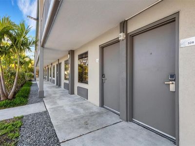 7150 N Tamiami Trl #S-528