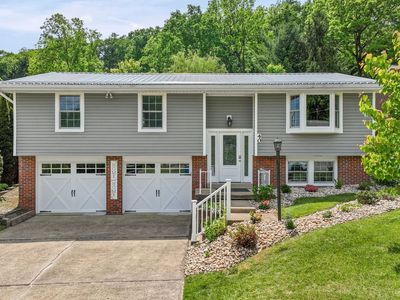 40 Moraine Rd