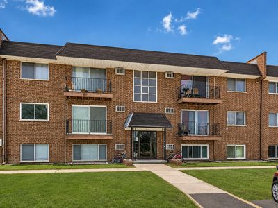 215 S Hale St APT 2B