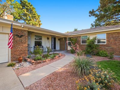 6605 Arroyo Del Oso Ave NE