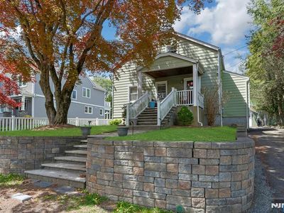 54 Chestnut Ave