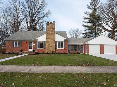 20451 Huntington Ave