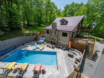 2250 Hoyes Run Rd