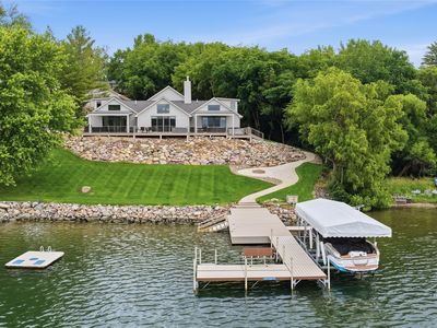 5220 Panorama Point