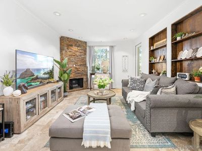 12366 Carmel Country Rd Unit 207