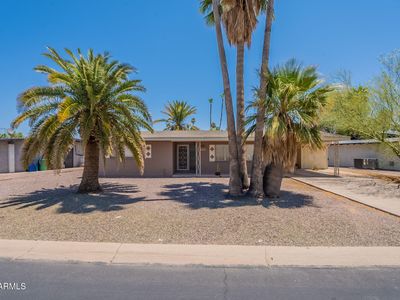 1124 S Longwood Loop