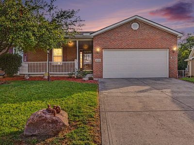 496 Danbury Dr