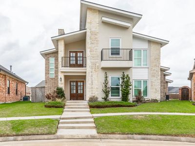 7722 Pond Cir