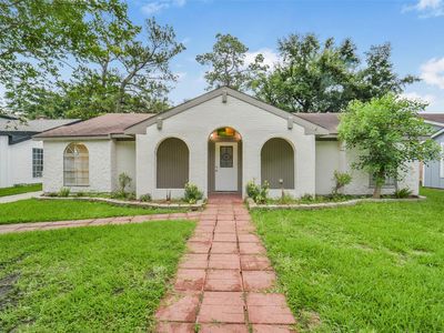 23122 Whispering Willow Dr