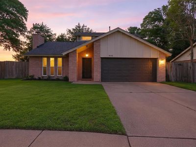 8250 Old Trail Dr
