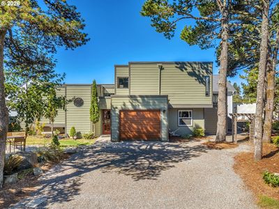 525 Heceta Pl