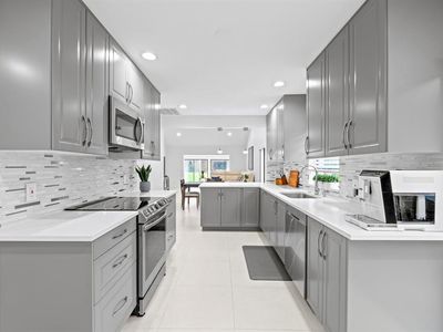 8020 Eastlake Drive # 11a