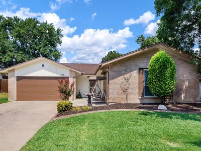 715 Salem Dr