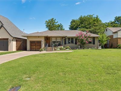1105 Bedford Dr