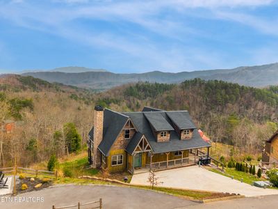 2832 Red Sky Dr