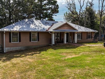 Property at 3861 State Highway 75 S, Centerville, TX