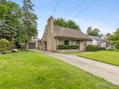 1012 Northlawn St NE