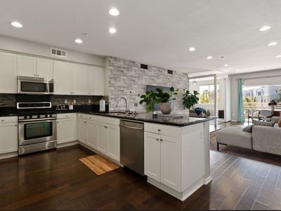 13126 Union Ave APT 203