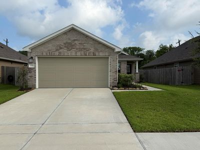 Property at 1174 Filly Creek Dr, Alvin, TX